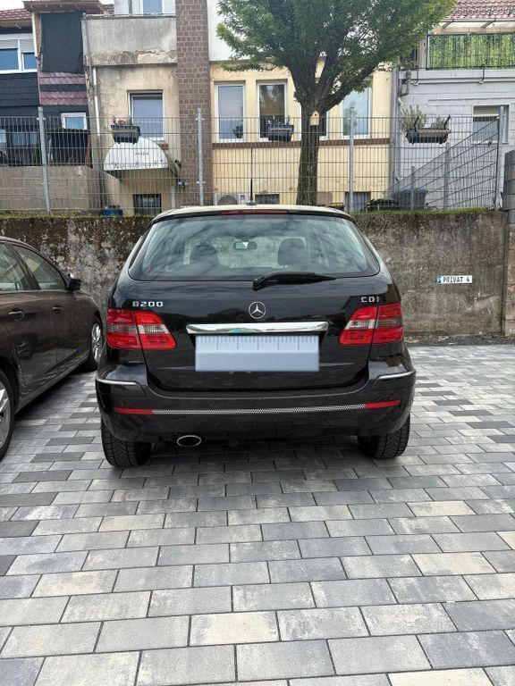 Schwarz Gebraucht 2008 Mercedes B200 Van / Kleinbus | 3.500 € (Fairer Preis) - Bild 1/4