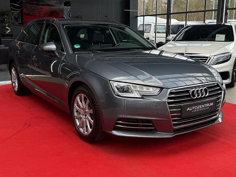 Gebraucht Audi A4 Ambiente 150 PS (110 kW) 2016 Grau Kombi