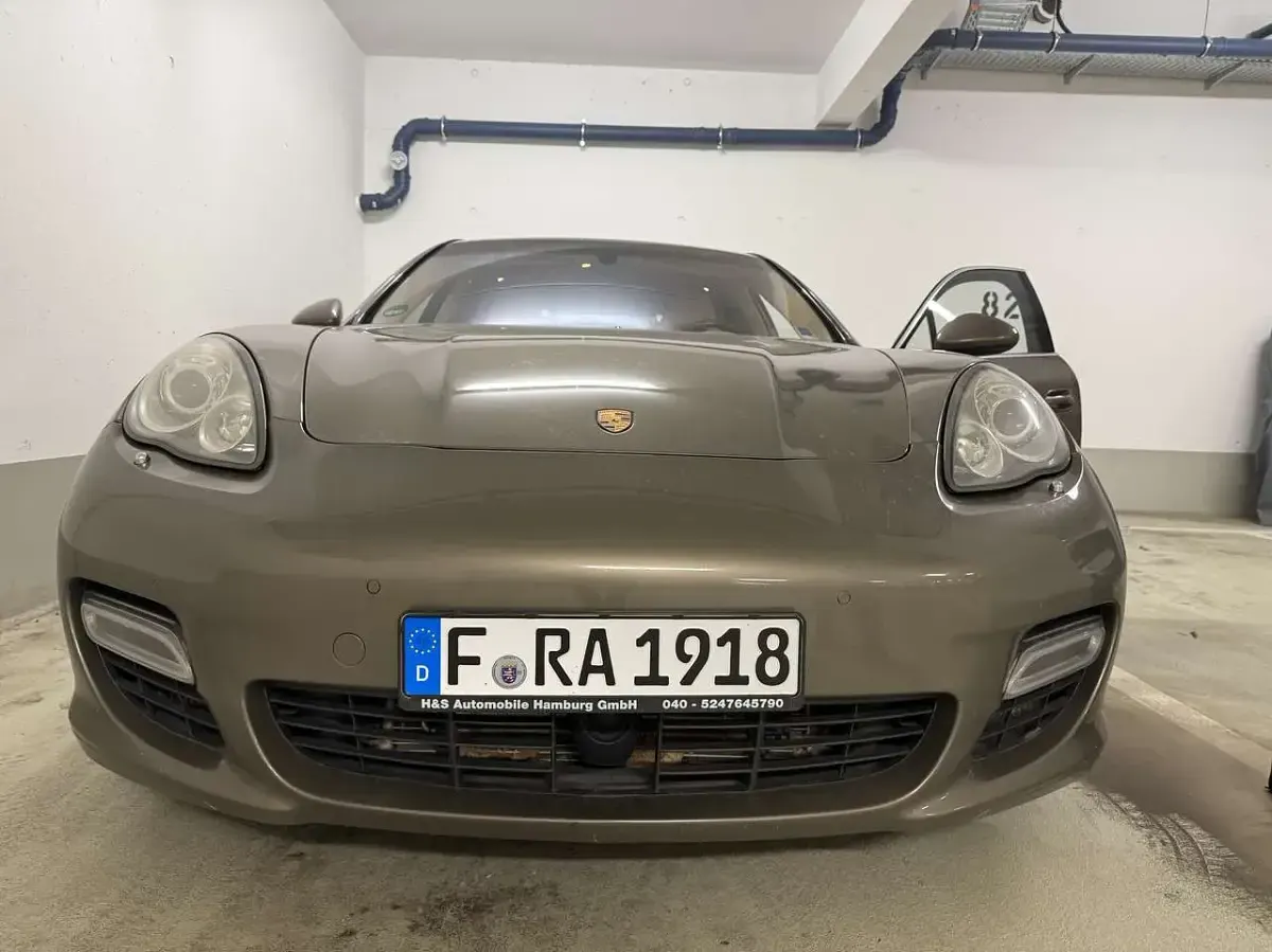 Gebraucht Porsche Panamera Turbo 500 PS (367 kW) 2010 Grau Kleinwagen
