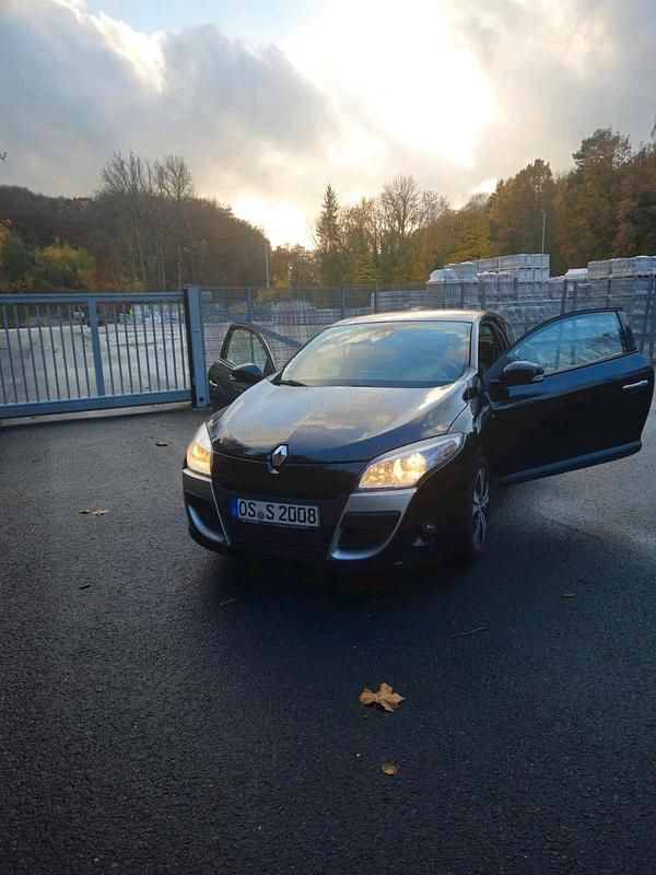 Schwarz Gebraucht 2011 Renault Mégane Coupé Coupé | 4.900 € - Bild 1/4