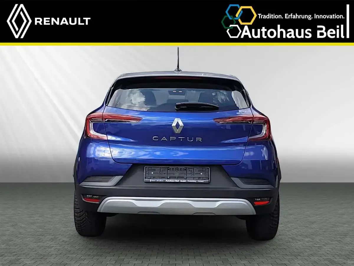 Gebraucht Renault Captur Experience 91 PS (66 kW) 2021 Blue rqh + grey kqa SUV