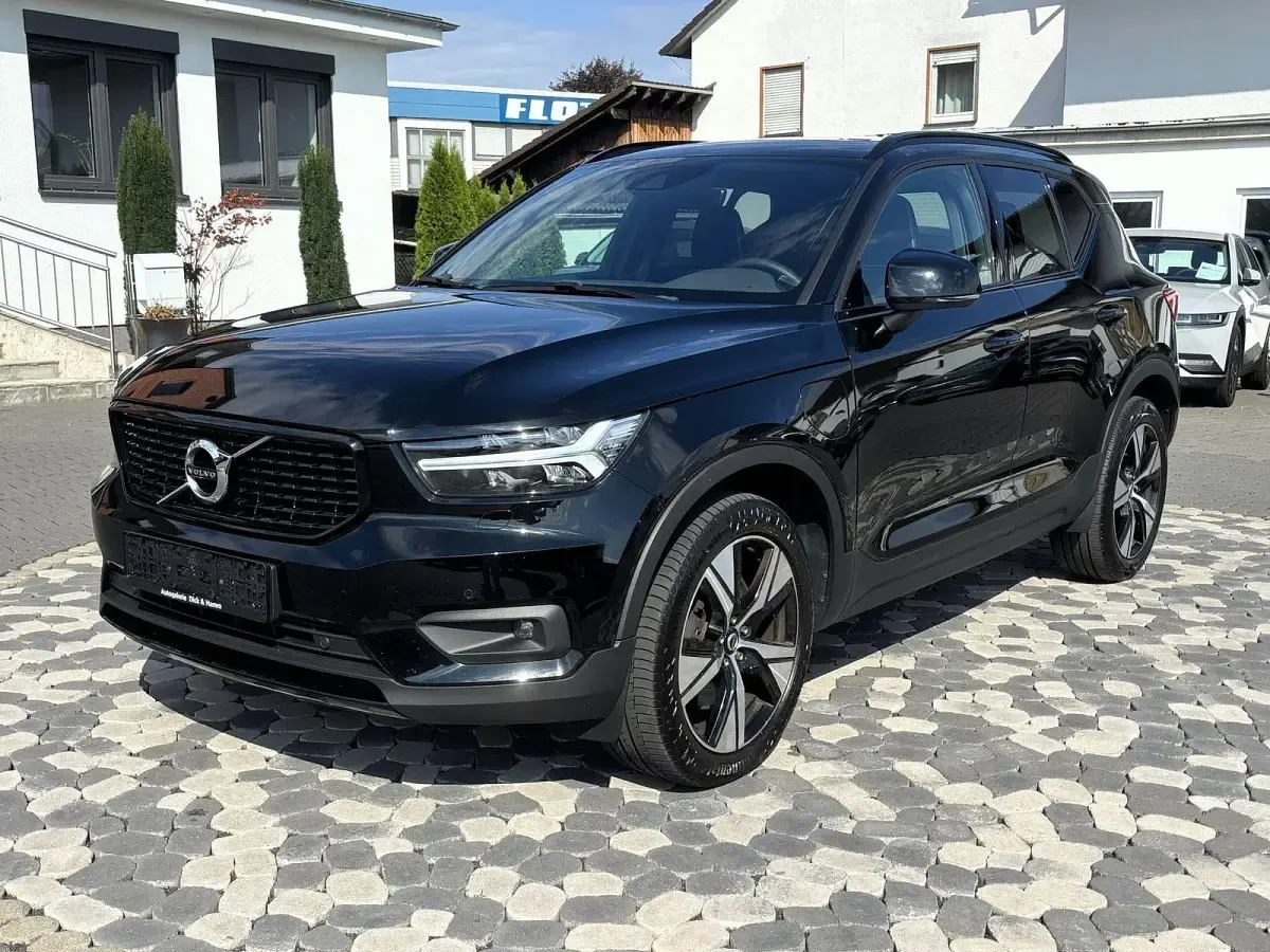 Gebraucht Volvo XC40 R-Design 261 PS (191 kW) 2022 Schwarz SUV