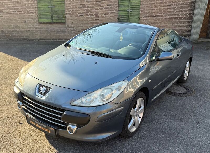 Blau Gebraucht 2007 Peugeot 307 CC Cabrio | 3.800 € (Fairer Preis) - Bild 1/4