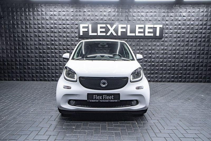 Gebraucht Smart ForTwo Cabrio Passion 90 PS (66 kW) 2018 Tridionsicherheitszelle weiss Cabrio