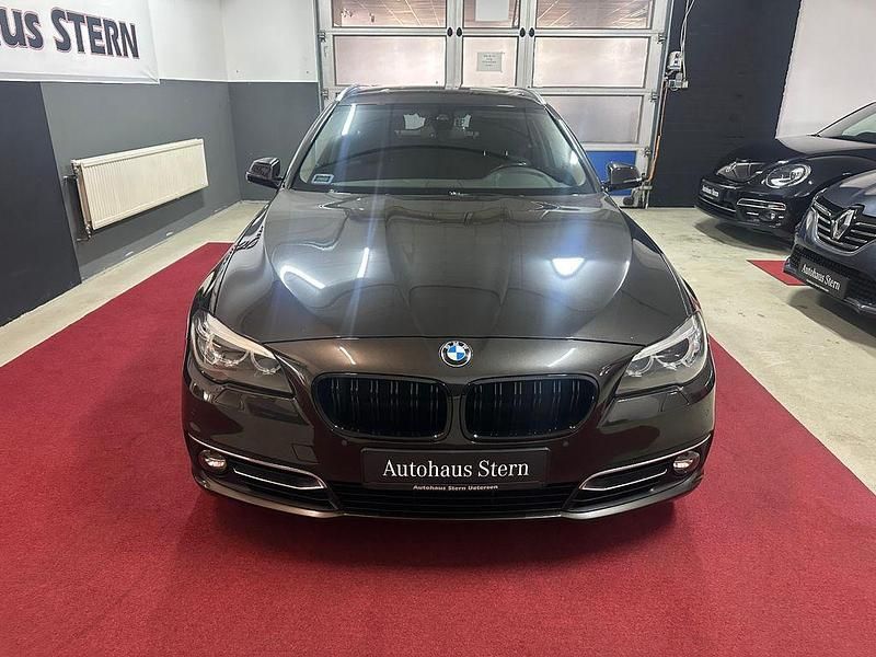 Gebraucht BMW 530 Sport Line 258 PS (189 kW) 2016 Braun Kombi