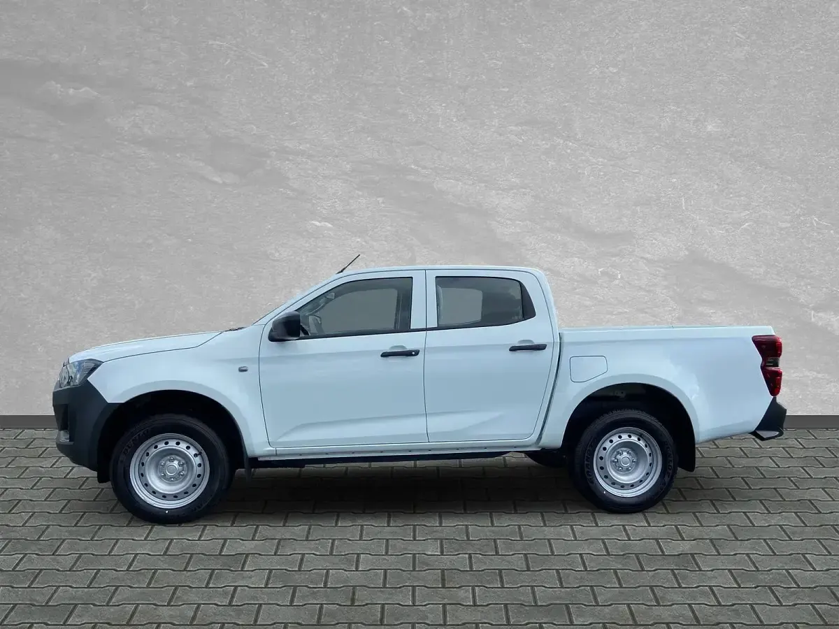 Nowe Isuzu D-Max 163 KM (119 kW) 2025 Biały Sedan/Limuzyna