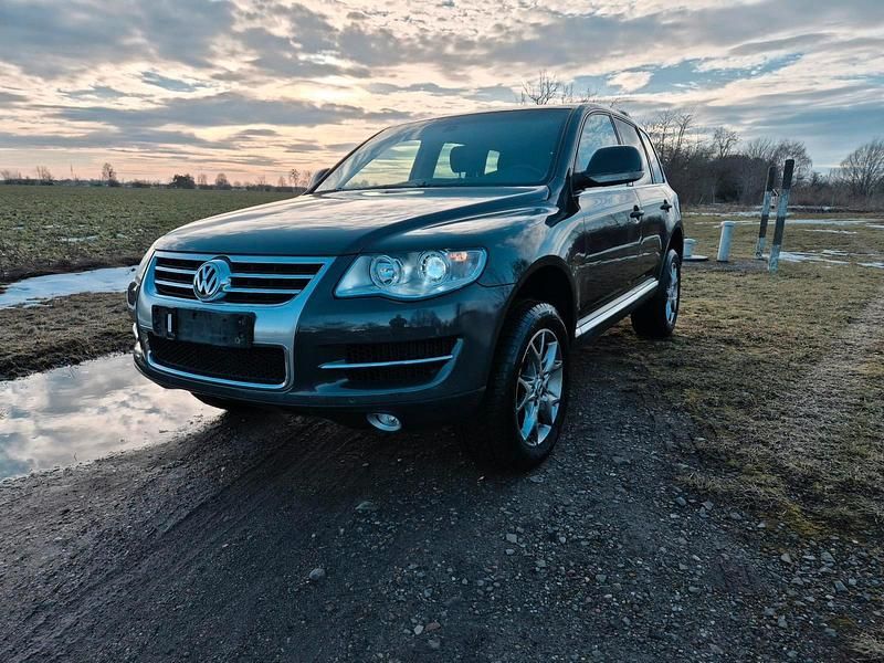 Braun Gebraucht 2007 VW Touareg SUV | 5.500 € (Guter Preis) - Bild 1/4