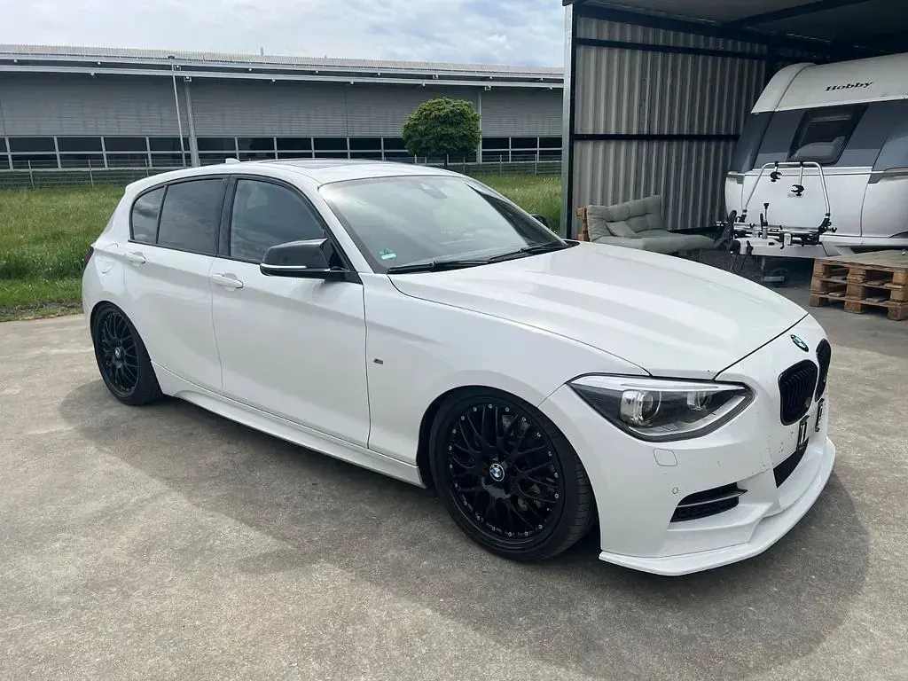 Gebraucht BMW M135 M Performance 320 PS (235 kW) 2014 Weiß Kleinwagen