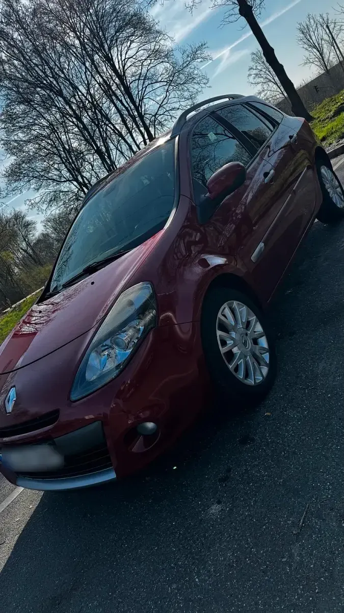 Gebraucht Renault Clio II 106 PS (77 kW) 2009 Rot Limousine