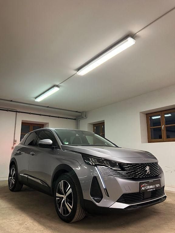 Gebraucht Peugeot 3008 Allure 131 PS (96 kW) 2021 Grau SUV