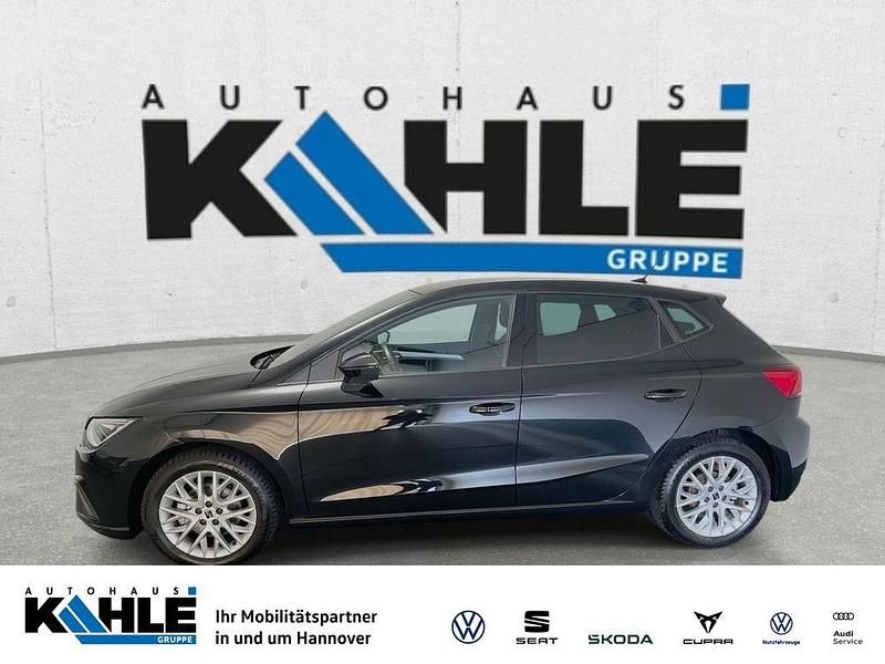 Schwarz Gebraucht 2025 Seat Ibiza FR Limousine | 21.690 € (Fairer Preis) - Bild 1/4
