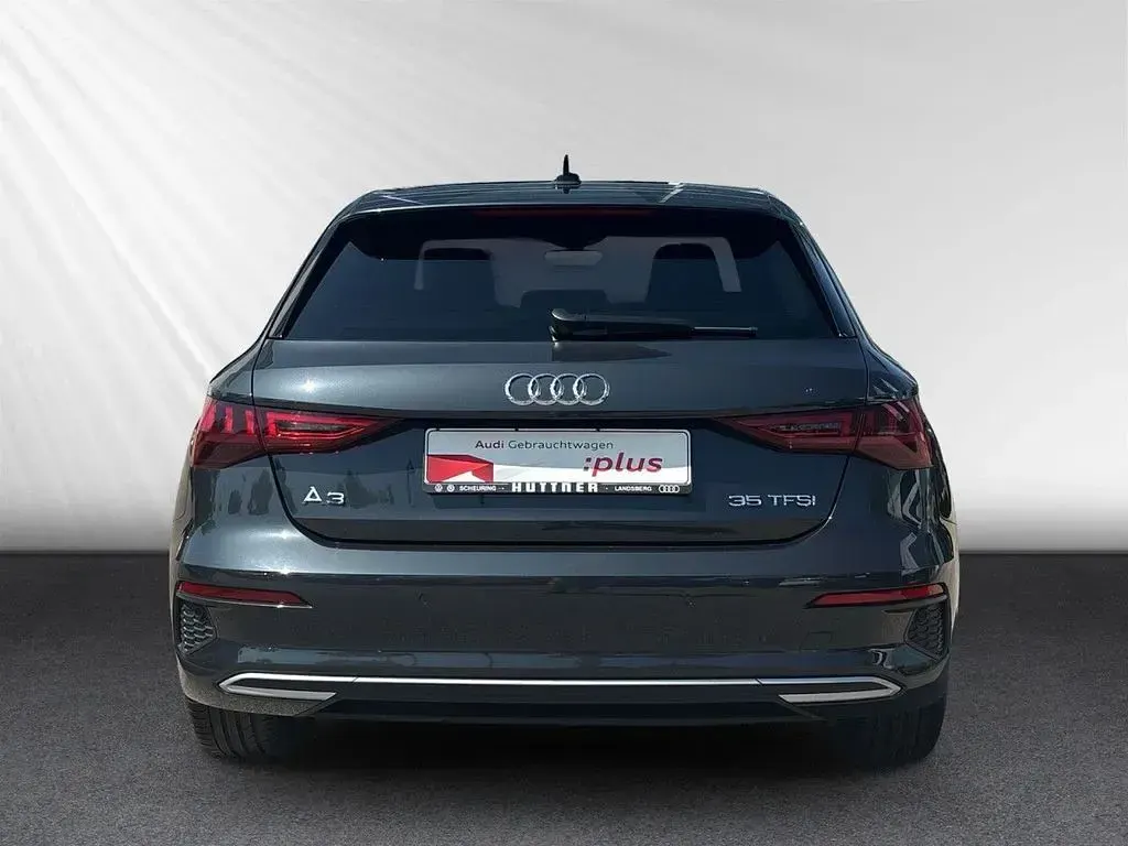 Gebraucht Audi A3 S-Line 150 PS (110 kW) 2022 Manhattangrau (metallic) Limousine