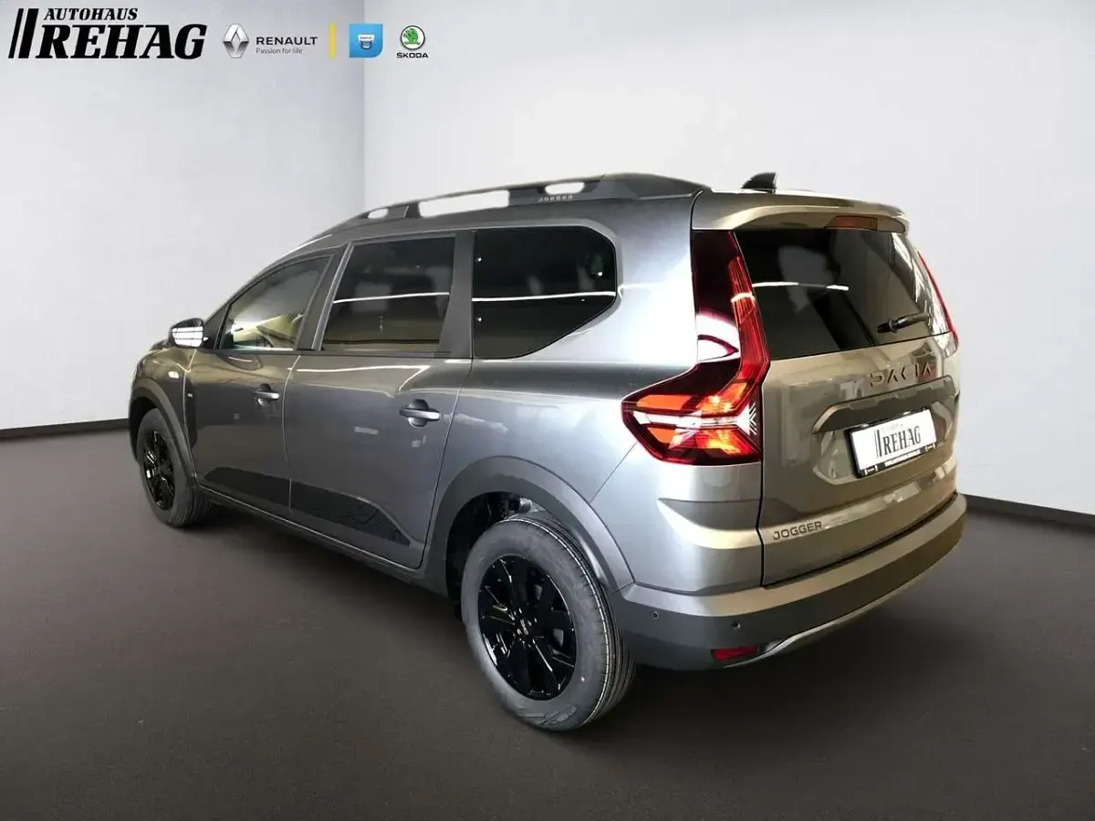 Neu Dacia Jogger Extreme 110 PS (80 kW) 2025 Schiefergrau Van / Kleinbus