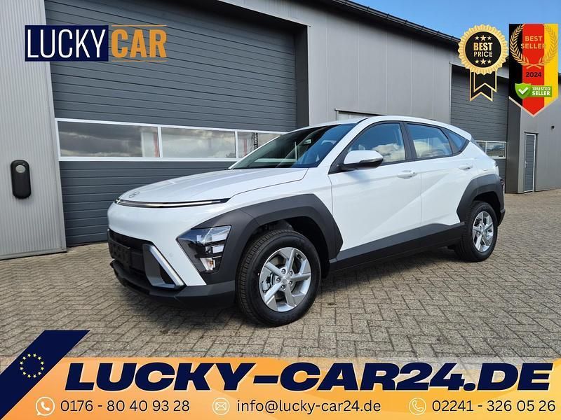 Atlas white Neu 2025 Hyundai Kona Select SUV | 25.740 € (Superpreis) - Bild 1/4