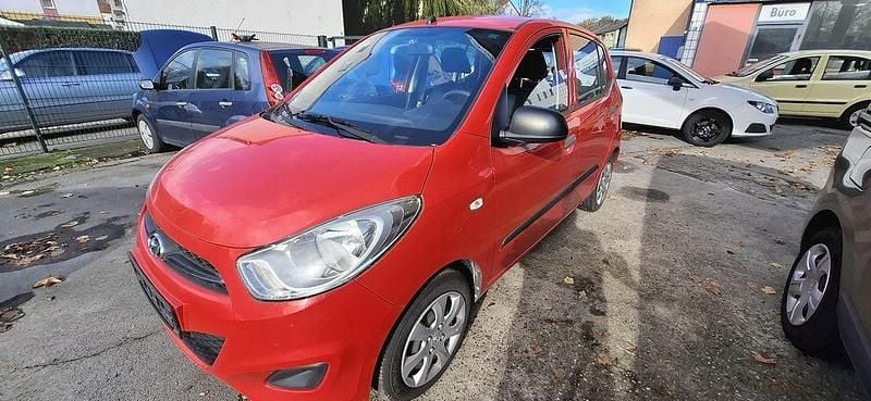 Rot Gebraucht 2013 Hyundai i10 Classic Kleinwagen | 3.490 € (Fairer Preis) - Bild 1/4