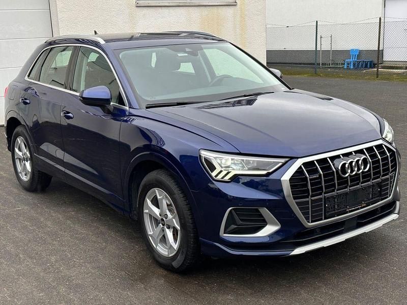 Gebraucht Audi Q3 Advanced 190 PS (139 kW) 2022 Blau SUV