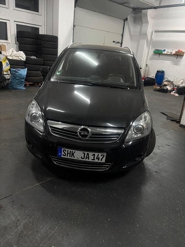 Schwarz Gebraucht 2012 Opel Zafira Van / Kleinbus | 4.100 € (Guter Preis) - Bild 1/4