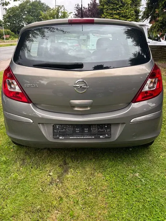 Gebraucht Opel Corsa 69 PS (50 kW) 2014 Braun Kleinwagen