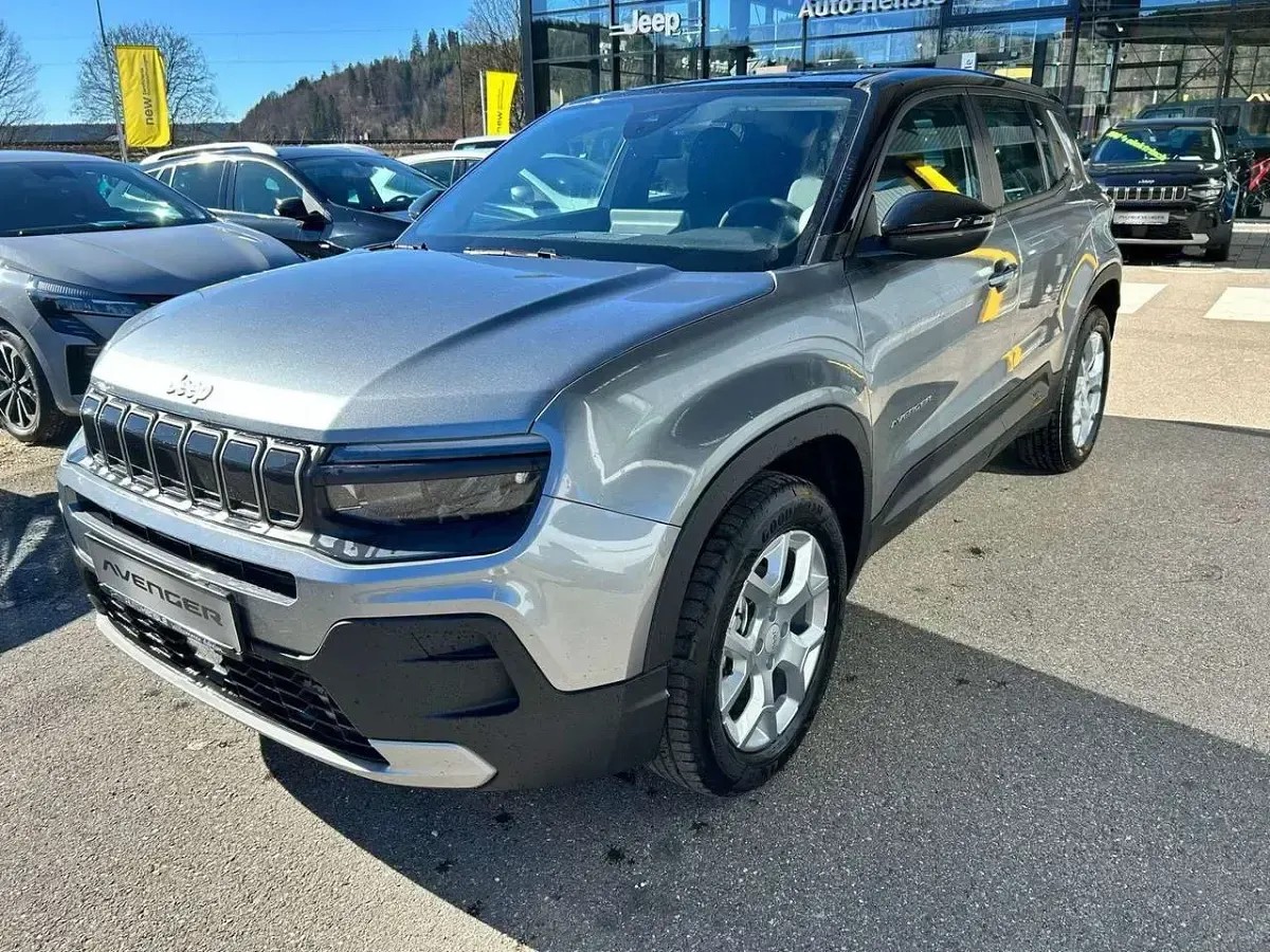 Neu Jeep Avenger Altitude 101 PS (74 kW) 2025 Grau SUV