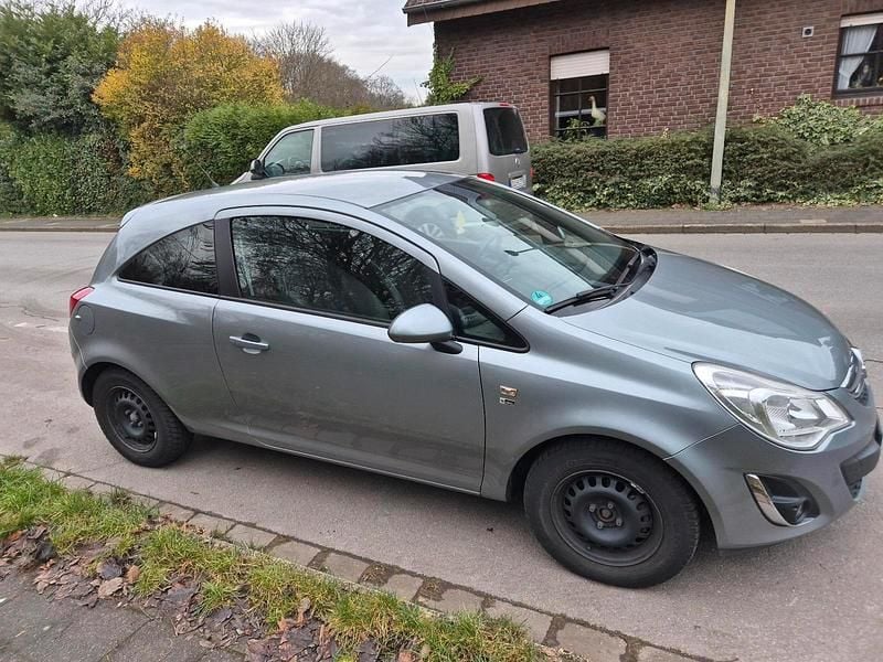 Silber Gebraucht 2012 Opel Corsa Eco Kleinwagen | 4.800 € (Etwas zu teuer) - Bild 1/4