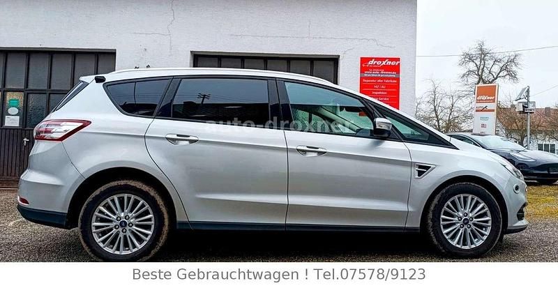 Silber Gebraucht 2020 Ford S-MAX S Van / Kleinbus | 15.860 € (Superpreis) - Bild 1/4