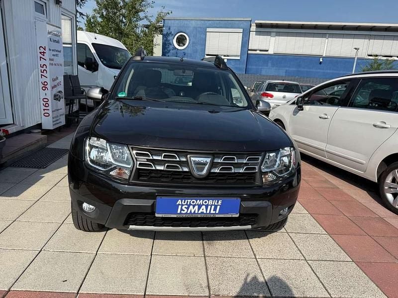 Schwarz Gebraucht 2016 Dacia Duster Prestige SUV | 5.999 € (Guter Preis) - Bild 1/4