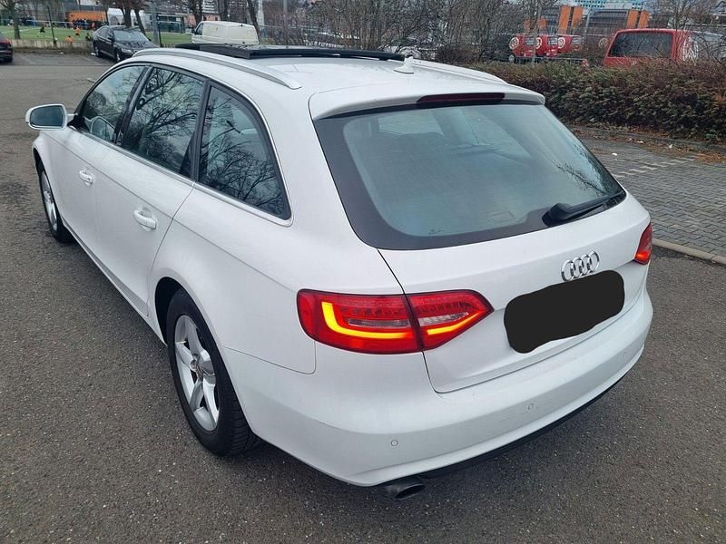 Gebraucht Audi A4 Sport 170 PS (125 kW) 2015 Weiß Kombi
