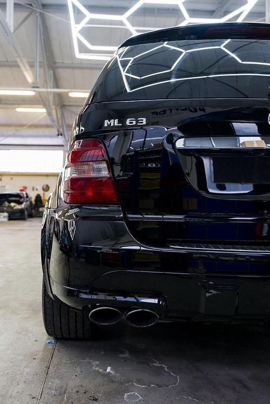 Gebraucht Mercedes ML63 AMG AMG 525 PS (386 kW) 2006 Schwarz SUV