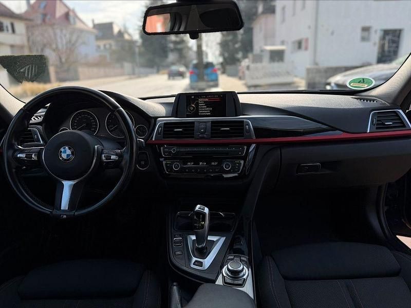 Gebraucht BMW 330e iPerformance 252 PS (185 kW) 2017 Blau Limousine