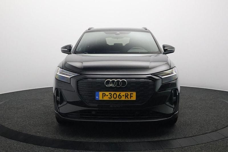 Gebraucht Audi Q4 e-tron Competition 125 kW (170 PS) 2022 Schwarz SUV