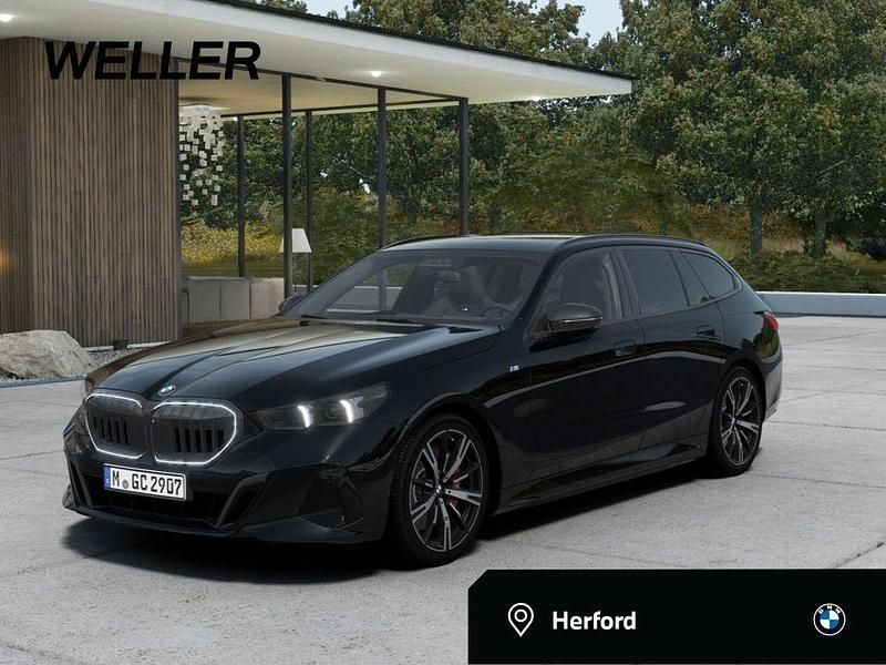 Saphirschwarz (schwarz) Neu 2025 BMW 540 Comfort Edition Limousine | 85.320 € (Etwas zu teuer) - Bild 1/4