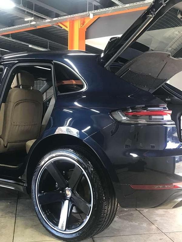 Second-hand Porsche Macan 252 CP (185 kW) 2019 Albastru SUV