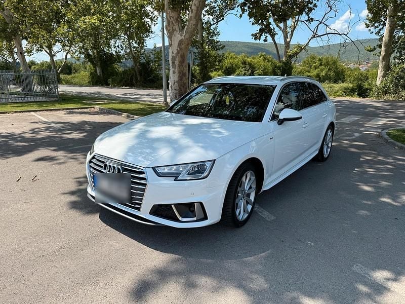 Weiß Gebraucht 2018 Audi A4 S-Line Limousine | 17.999 € (Guter Preis) - Bild 1/4