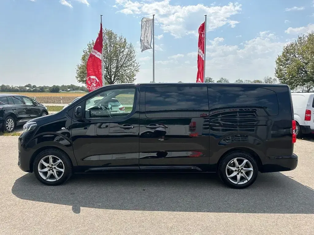 Gebraucht Toyota Proace Verso Executive 177 PS (130 kW) 2018 Schwarz Kombi