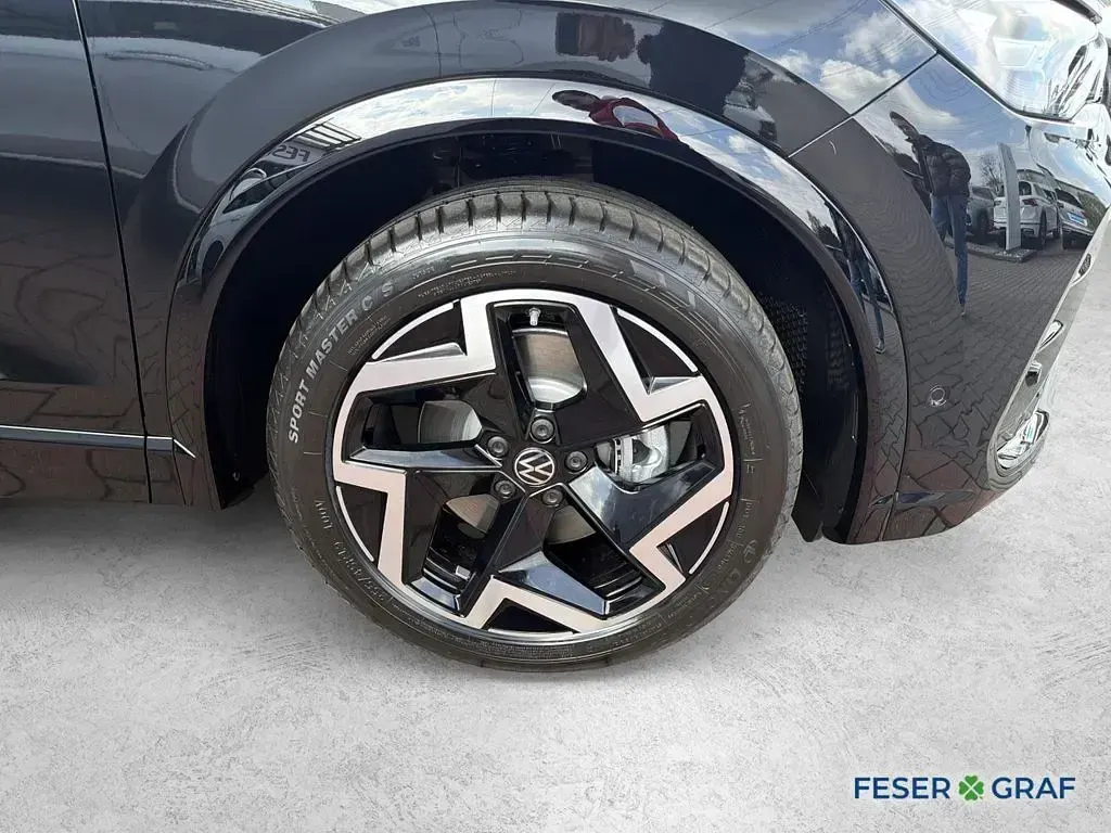 Gebraucht VW Tiguan R-line 150 PS (110 kW) 2026 Schwarz (grenadillschwarz metallic) SUV