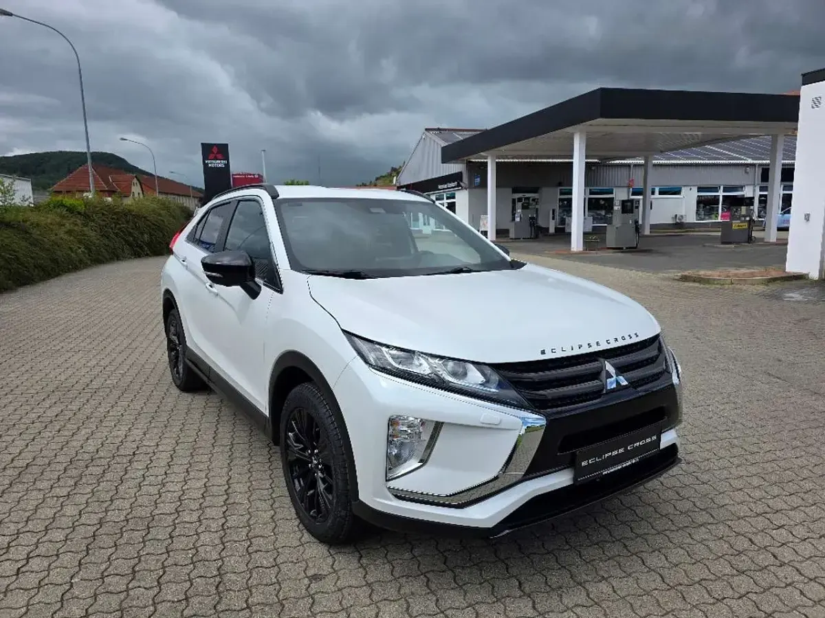 Gebraucht Mitsubishi Eclipse Cross 163 PS (119 kW) 2021 Weiß SUV