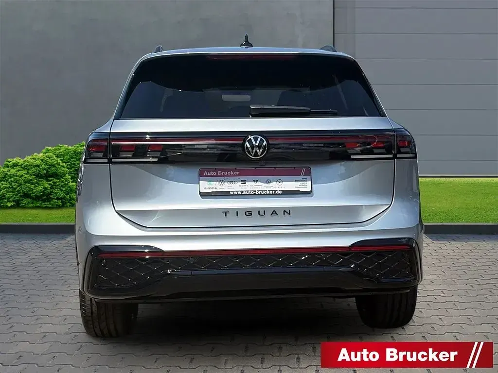 Neu VW Tiguan R-line 193 PS (141 kW) 2026 Silber SUV