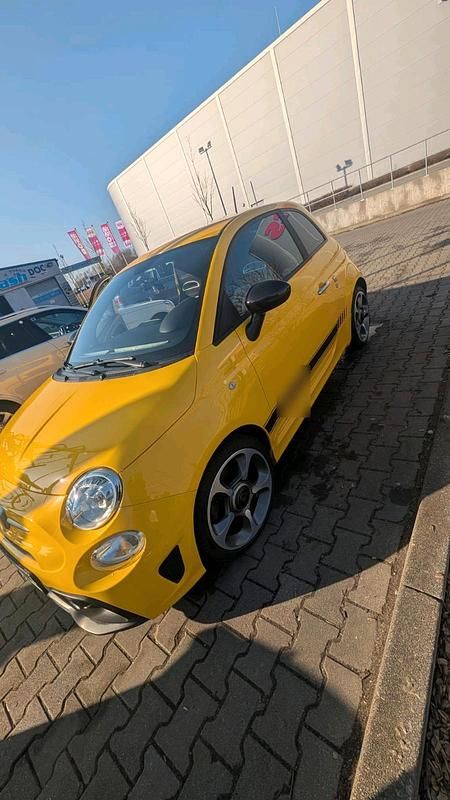 Gebraucht Abarth 595 145 PS (106 kW) 2016 Gelb Kleinwagen