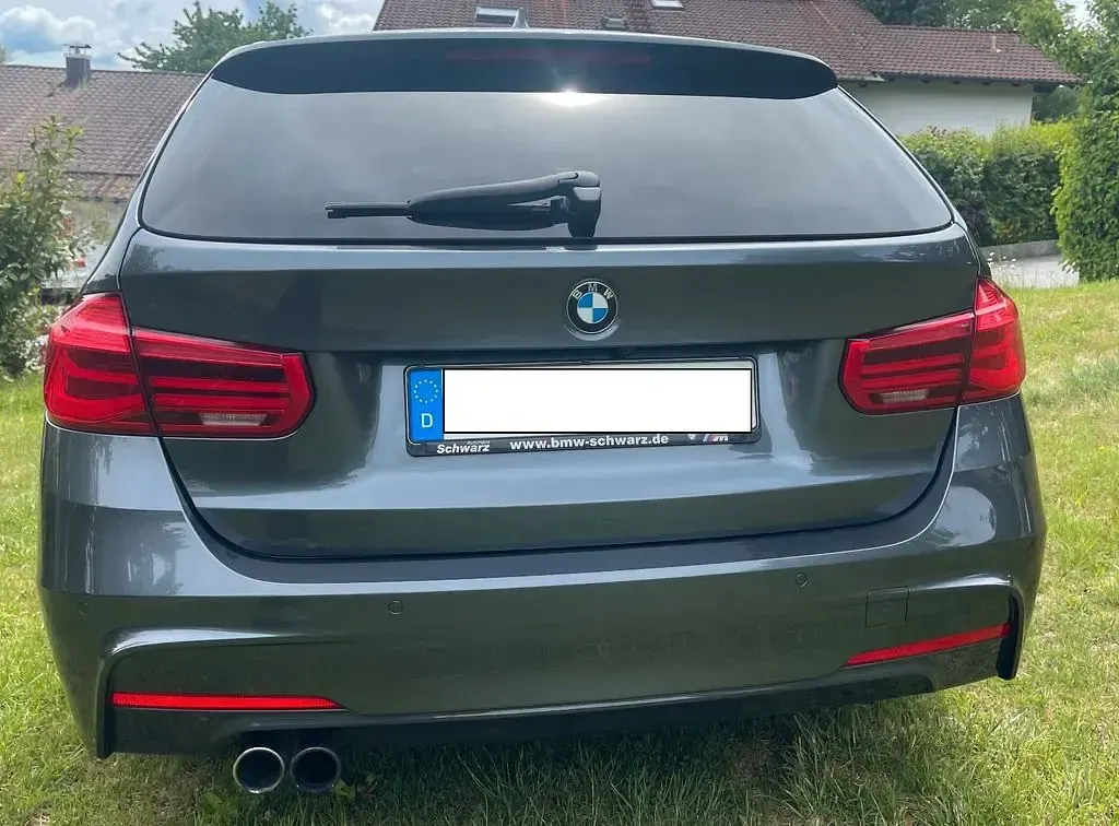 Gebraucht BMW 330 M Sport 252 PS (185 kW) 2016 Silber Kombi