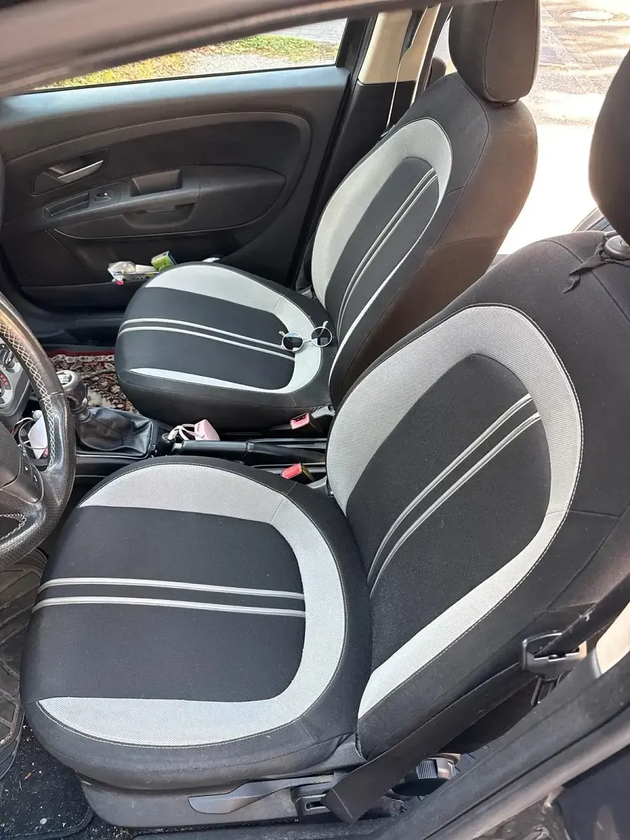 Gebraucht Fiat Punto 70 PS (51 kW) 2009 Andere farben Kleinwagen