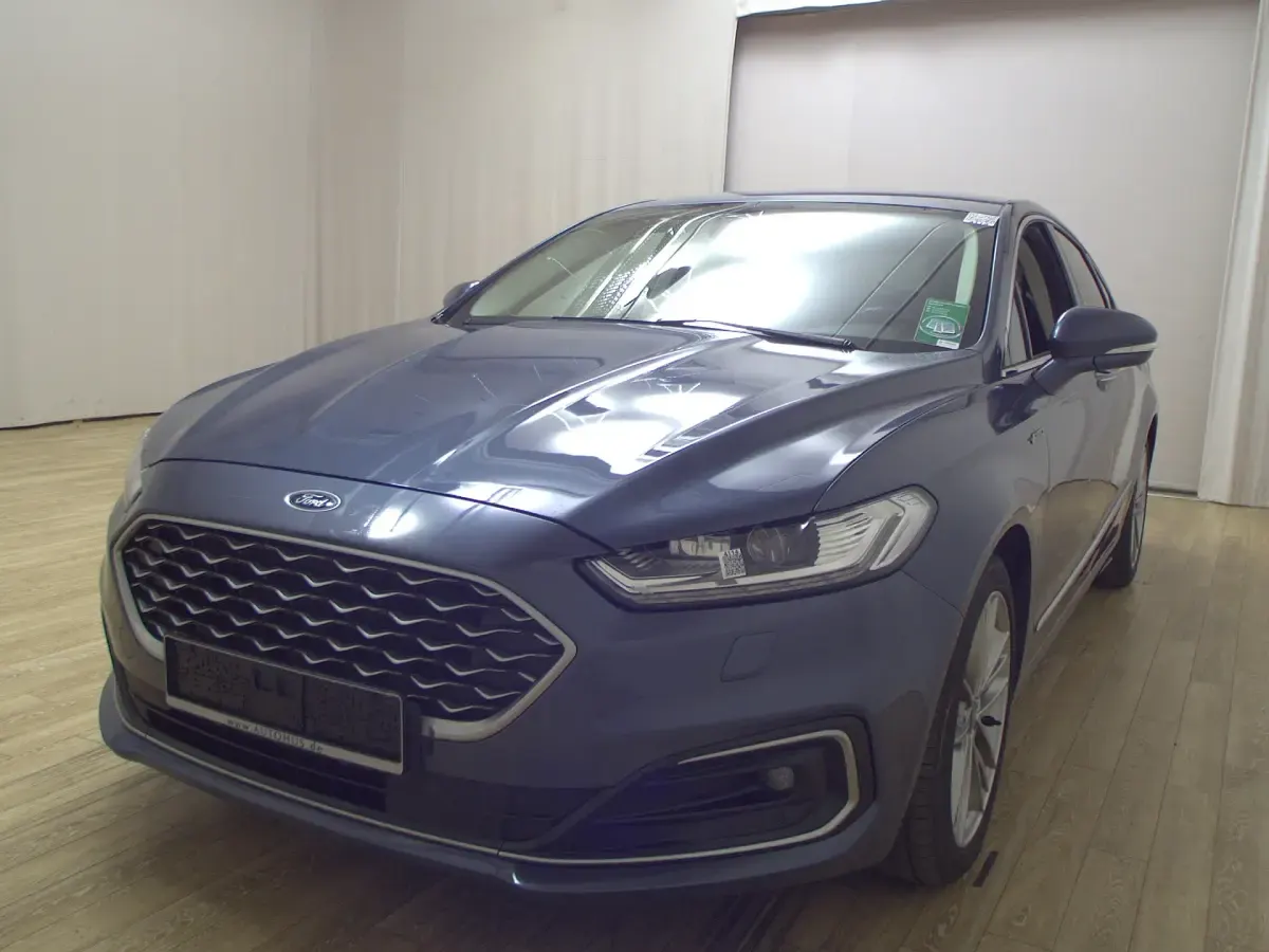 Gebraucht Ford Mondeo Vignale 190 PS (139 kW) 2020 Blau Limousine