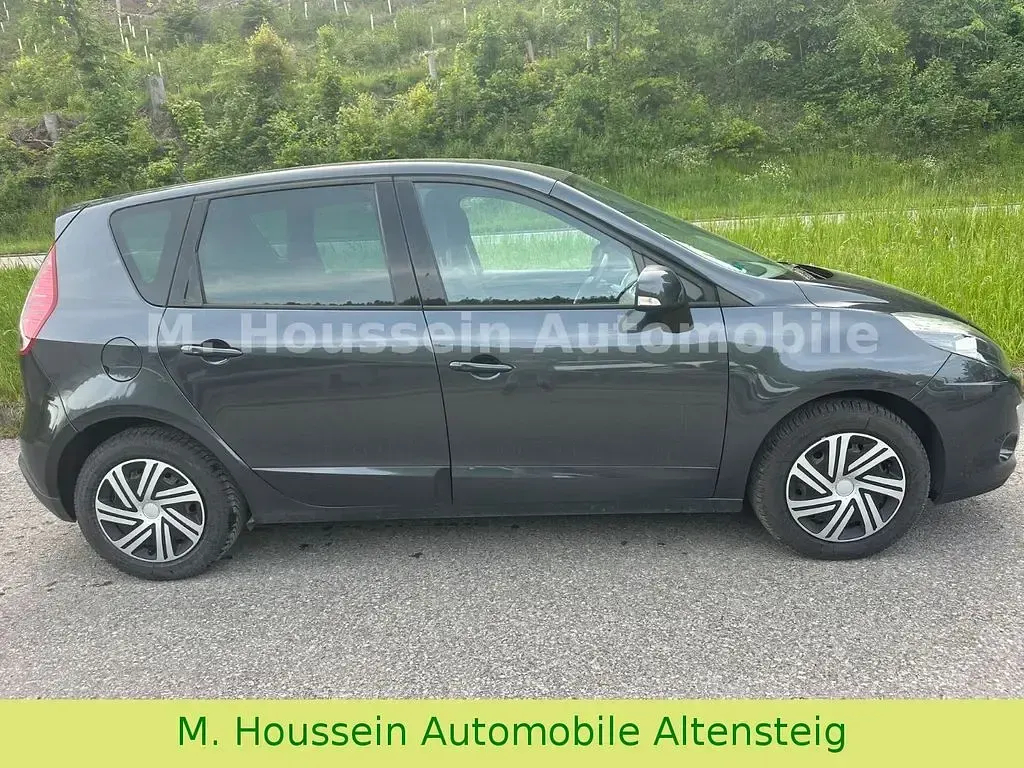 Gebraucht Renault Scenic E-Tech Dynamique 131 PS (96 kW) 2010 Schwarz Van / Kleinbus