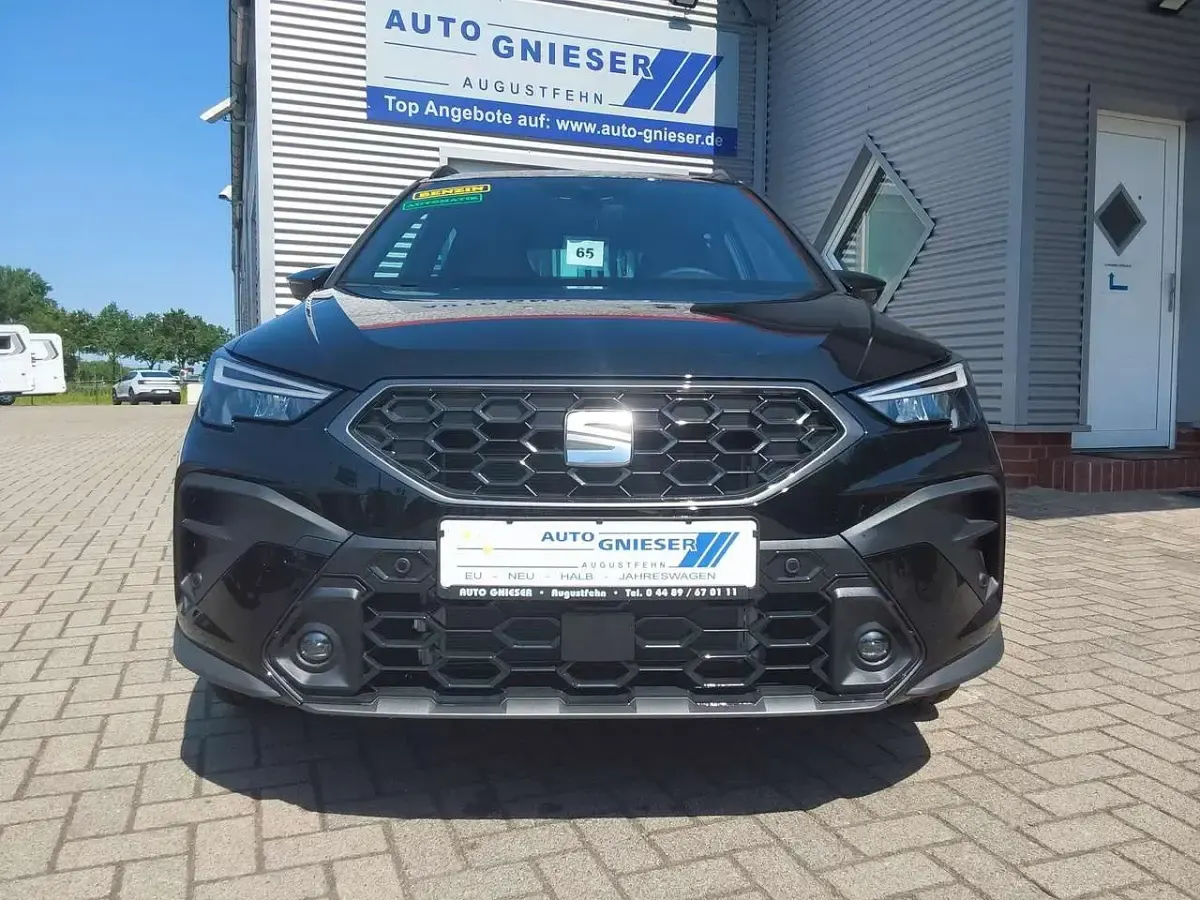 Neu Seat Arona FR 116 PS (85 kW) 2025 Schwarz SUV