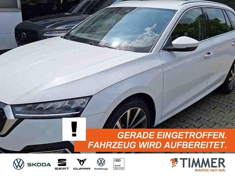 Moonweiß metallic Gebraucht 2022 Skoda Octavia Style Kombi | 23.980 € (Fairer Preis) - Bild 1/4