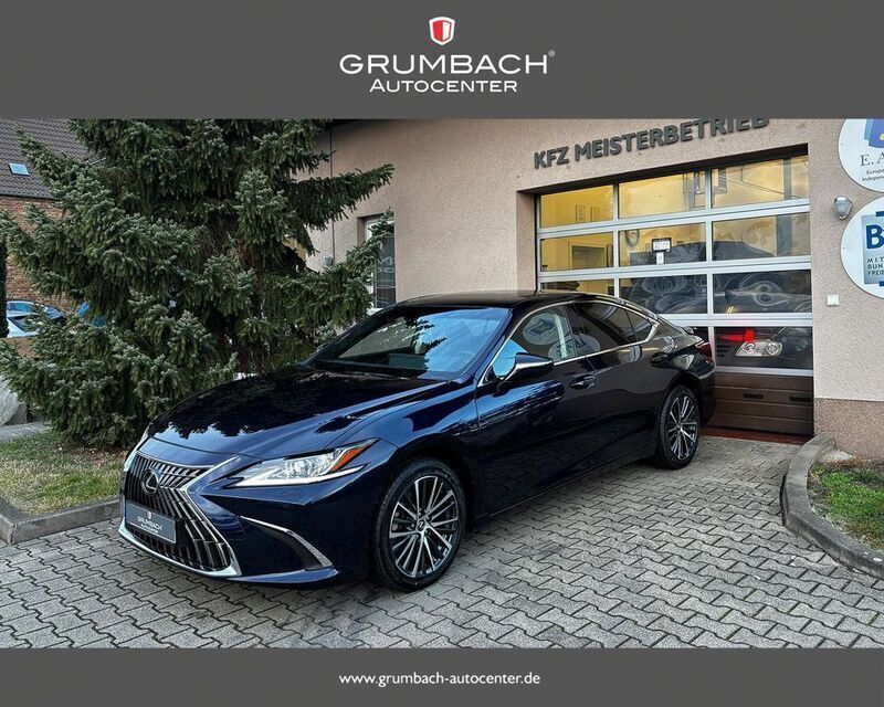 Blau Neu 2024 Lexus ES300 Business Edition Limousine | 44.440 € (Fairer Preis) - Bild 1/4