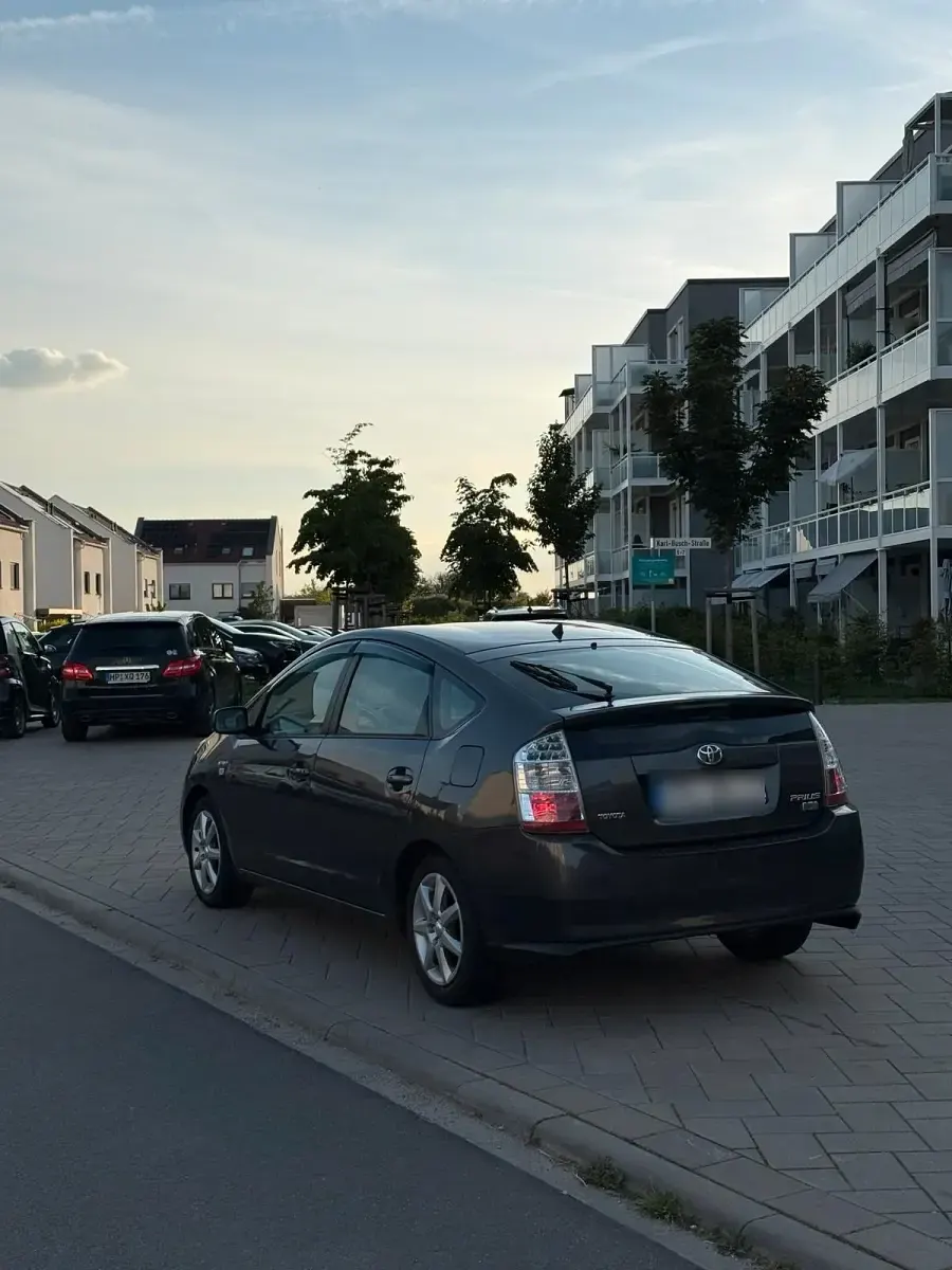 Occasion Toyota Prius 77 ch (56 kW) 2008 Argent Citadine