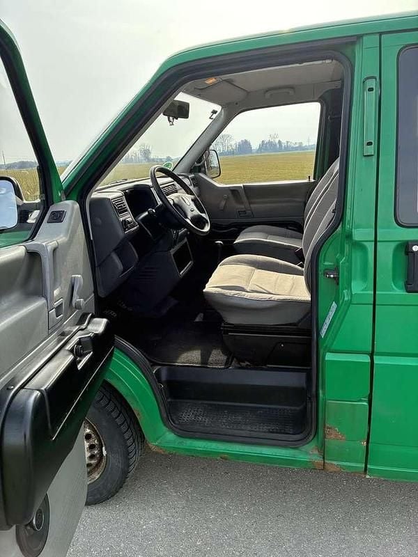 Gebraucht VW T4 116 PS (85 kW) 2000 Grün Van