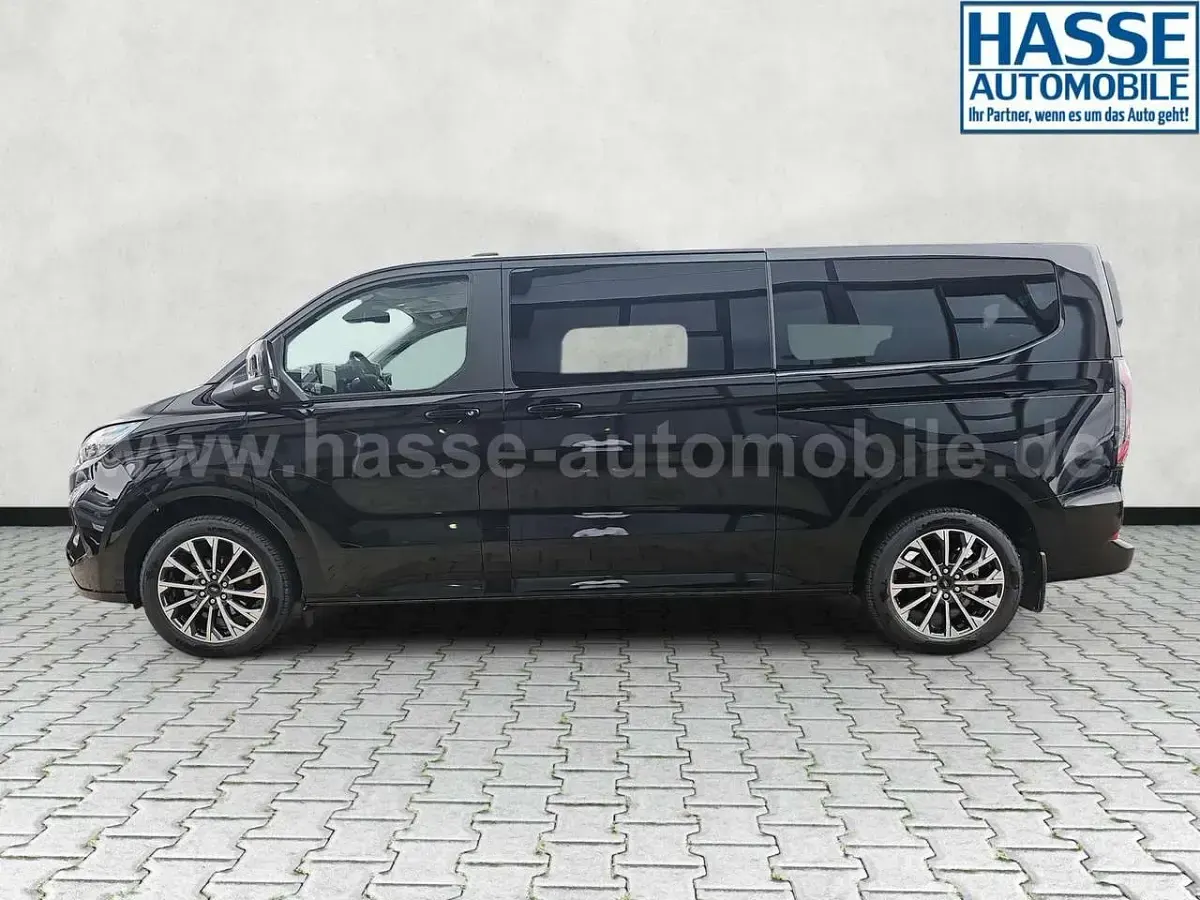 Neu Ford Tourneo Custom Titanium X 150 PS (110 kW) 2025 Schwarz Van