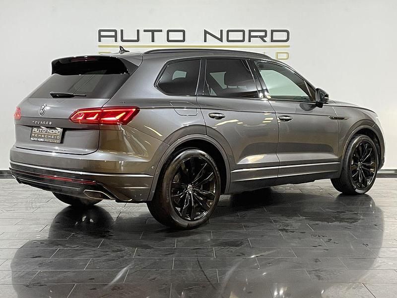 Gebraucht VW Touareg R-line 340 PS (250 kW) 2022 Grau SUV