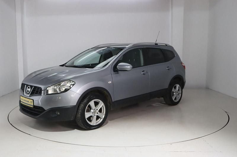 Grau Gebraucht 2011 Nissan Qashqai +2 SUV | 5.400 € (Guter Preis) - Bild 1/4
